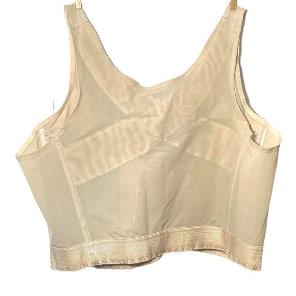 Lasting Comfort Front Close Wireless Longline Bra - Picture 7 of 10